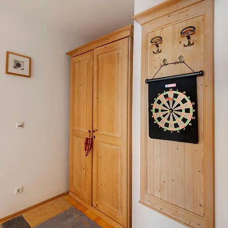 Lejlighed Haus Lowe 1 Stock Nr 2 *